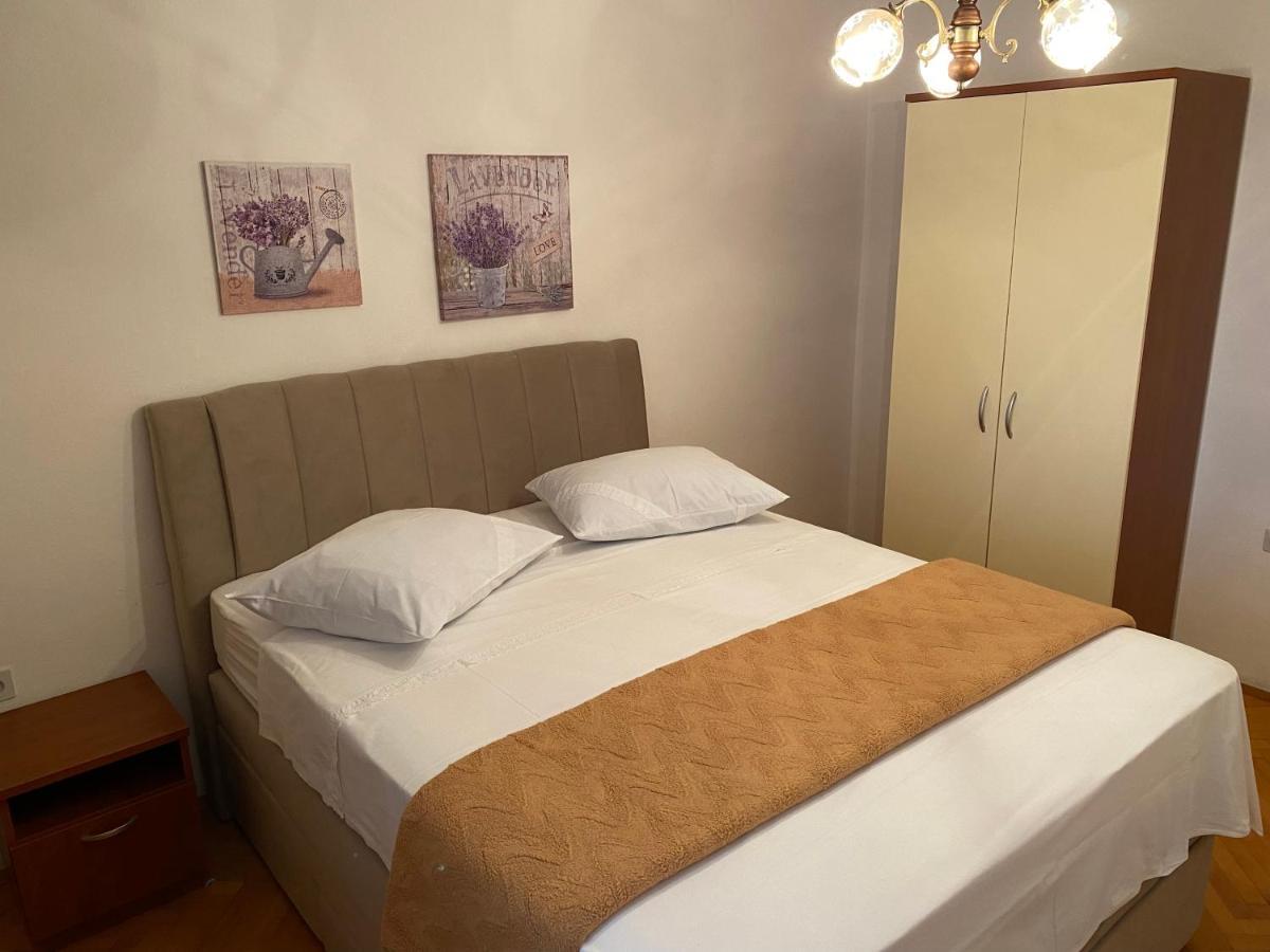 Ivo Prgomet Apartamento Makarska Exterior foto